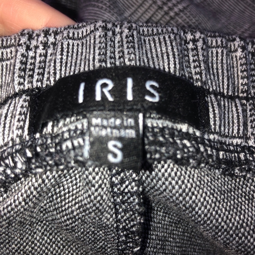 Pants - Picture 4 of 4